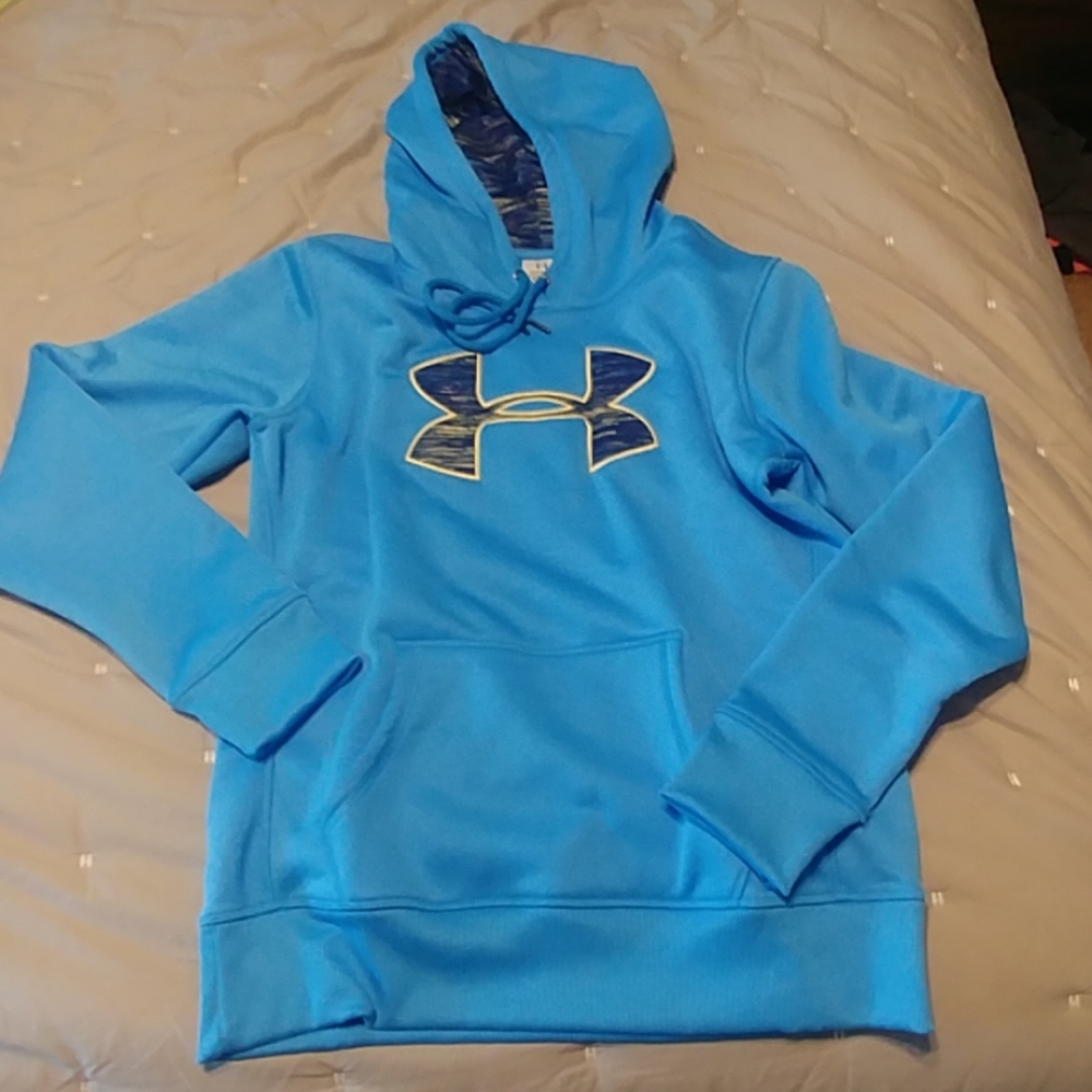NWOT Under Armour Hoodie